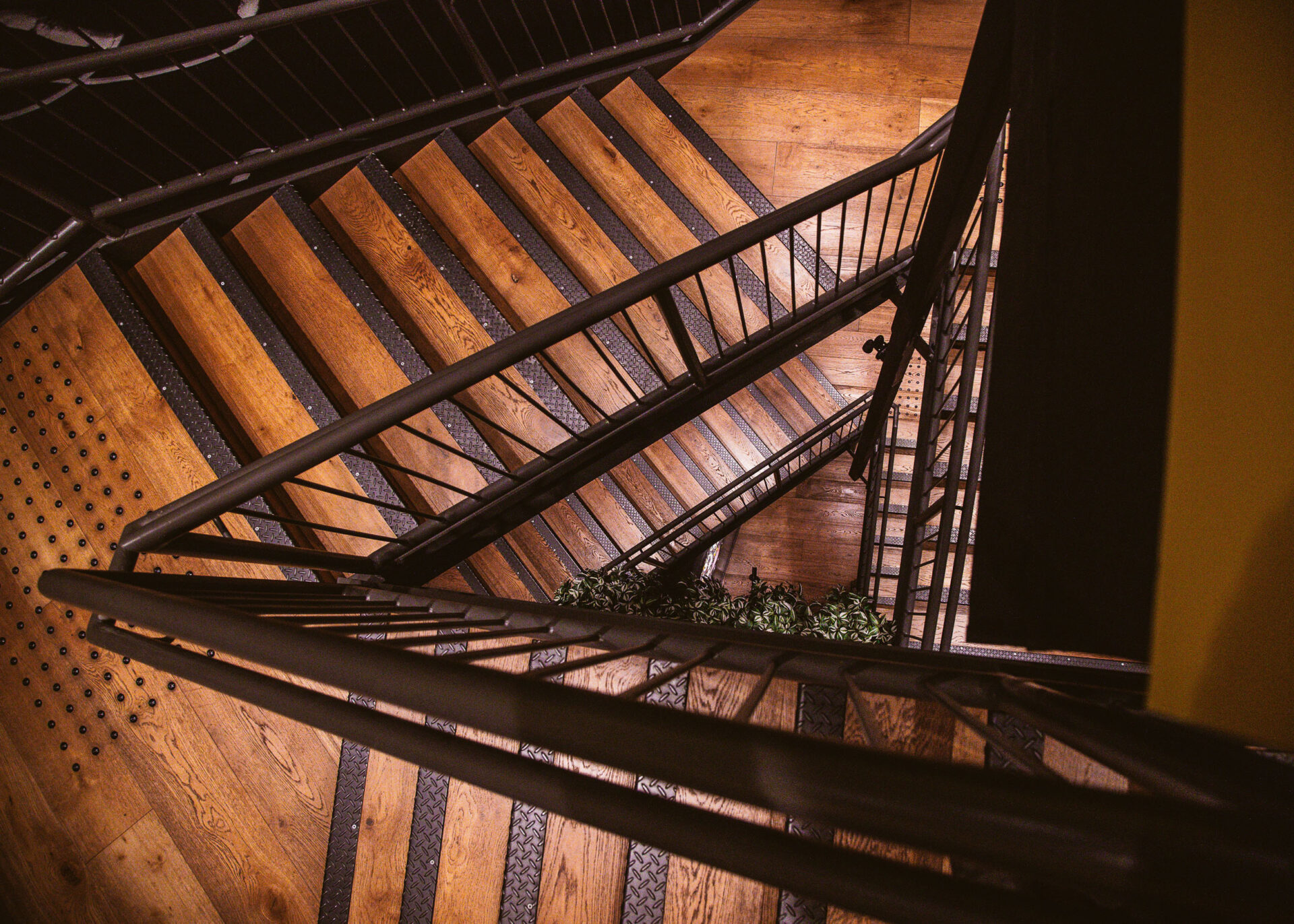 Engineered Hardwood Flooring Concrete Tile